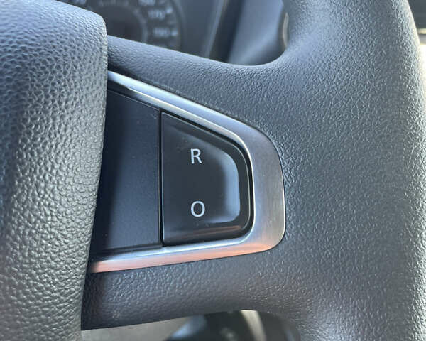 Белый Рено Мастер, объемом двигателя 2.3 л и пробегом 135 тыс. км за 20600 $, фото 57 на Automoto.ua