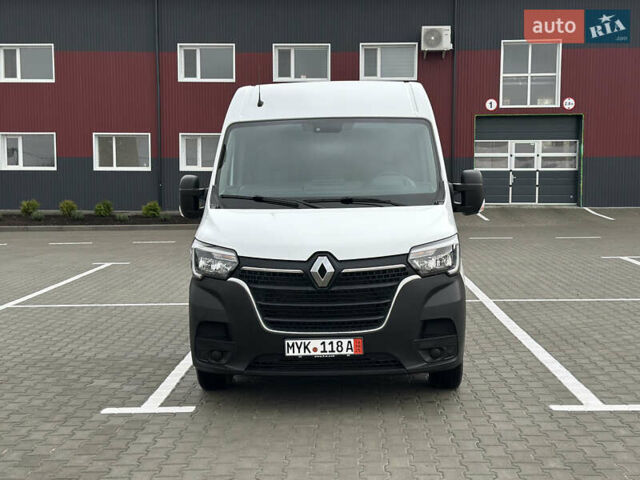 Белый Рено Мастер, объемом двигателя 2.3 л и пробегом 240 тыс. км за 18500 $, фото 2 на Automoto.ua