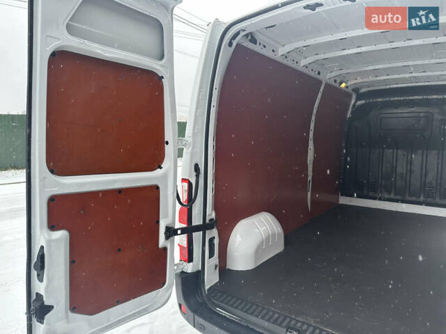 Белый Рено Мастер, объемом двигателя 2.3 л и пробегом 253 тыс. км за 20999 $, фото 9 на Automoto.ua