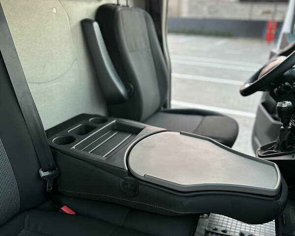 Білий Рено Мастєр, об'ємом двигуна 2.3 л та пробігом 171 тис. км за 18800 $, фото 52 на Automoto.ua