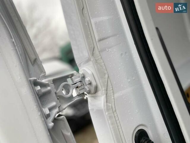 Білий Рено Мастєр, об'ємом двигуна 2.3 л та пробігом 168 тис. км за 18350 $, фото 31 на Automoto.ua