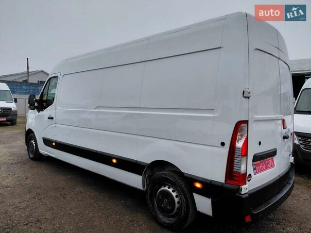 Белый Рено Мастер, объемом двигателя 2.3 л и пробегом 216 тыс. км за 20000 $, фото 2 на Automoto.ua