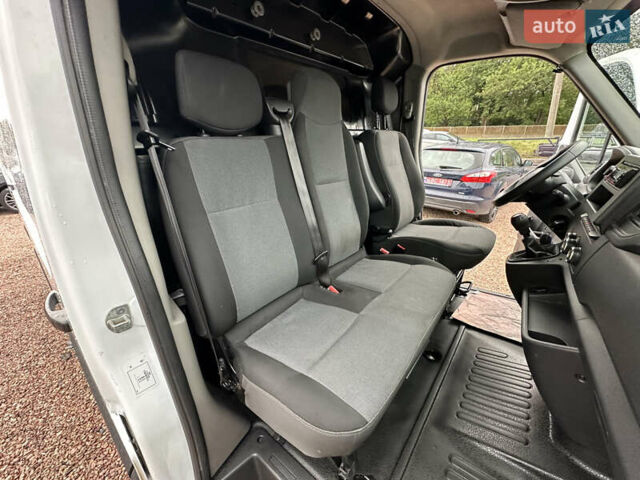 Білий Рено Мастєр, об'ємом двигуна 2.3 л та пробігом 204 тис. км за 22300 $, фото 22 на Automoto.ua