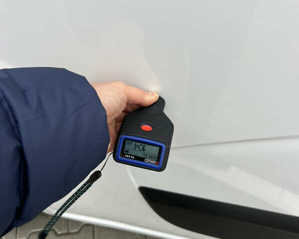 Белый Рено Мастер, объемом двигателя 2.3 л и пробегом 233 тыс. км за 17900 $, фото 151 на Automoto.ua