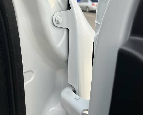 Белый Рено Мастер, объемом двигателя 2.3 л и пробегом 164 тыс. км за 19950 $, фото 58 на Automoto.ua