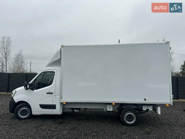 Белый Рено Мастер, объемом двигателя 2.3 л и пробегом 36 тыс. км за 25600 $, фото 9 на Automoto.ua