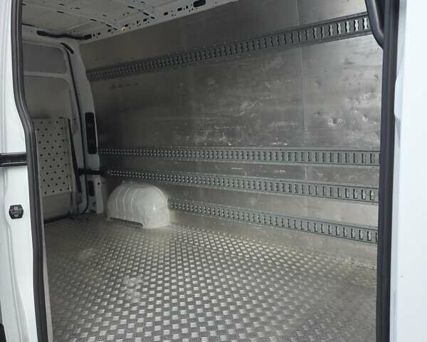 Белый Рено Мастер, объемом двигателя 2.3 л и пробегом 206 тыс. км за 21000 $, фото 27 на Automoto.ua