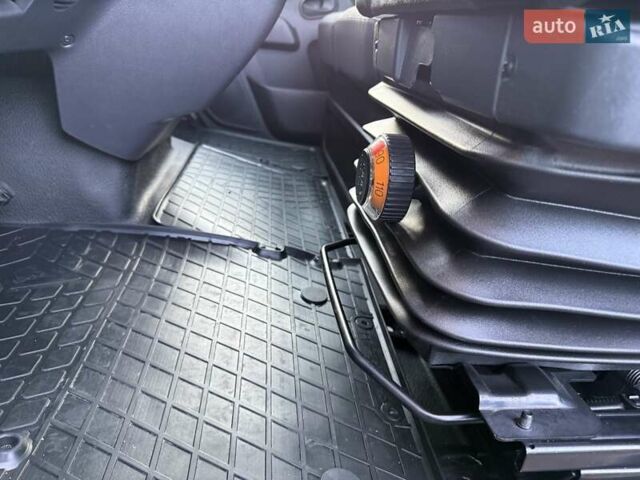 Білий Рено Мастєр, об'ємом двигуна 2.3 л та пробігом 205 тис. км за 20500 $, фото 20 на Automoto.ua