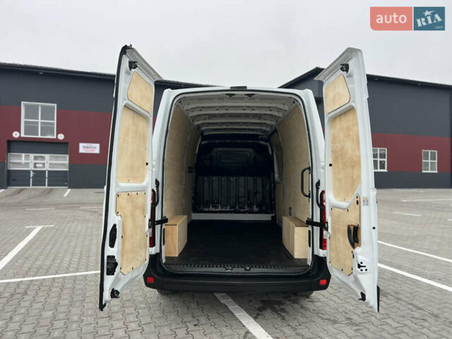 Белый Рено Мастер, объемом двигателя 2.3 л и пробегом 233 тыс. км за 17900 $, фото 75 на Automoto.ua