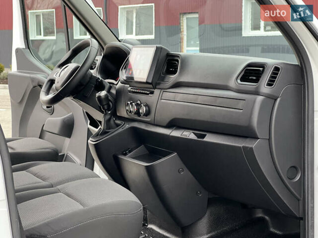 Белый Рено Мастер, объемом двигателя 2.3 л и пробегом 233 тыс. км за 17900 $, фото 107 на Automoto.ua
