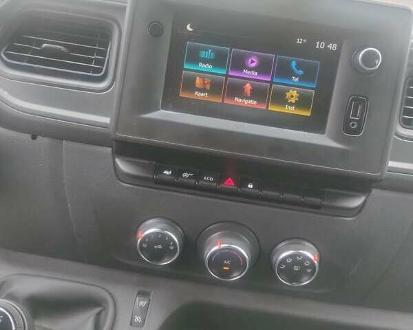 Білий Рено Мастєр, об'ємом двигуна 2.3 л та пробігом 366 тис. км за 19500 $, фото 11 на Automoto.ua