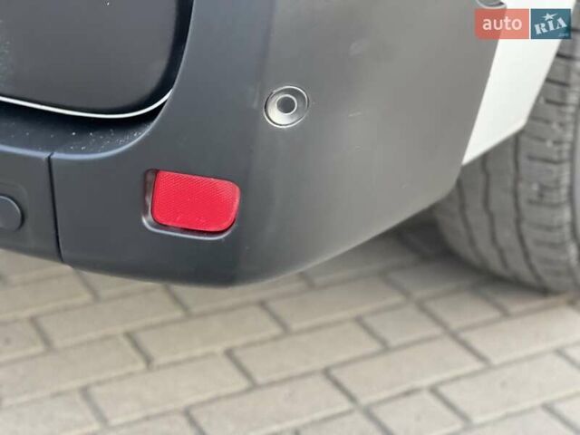 Білий Рено Мастєр, об'ємом двигуна 2.3 л та пробігом 164 тис. км за 19750 $, фото 67 на Automoto.ua