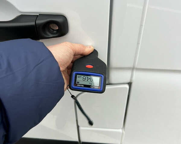 Белый Рено Мастер, объемом двигателя 2.3 л и пробегом 233 тыс. км за 17900 $, фото 152 на Automoto.ua