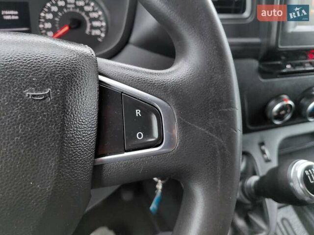 Белый Рено Мастер, объемом двигателя 2.3 л и пробегом 216 тыс. км за 20000 $, фото 57 на Automoto.ua