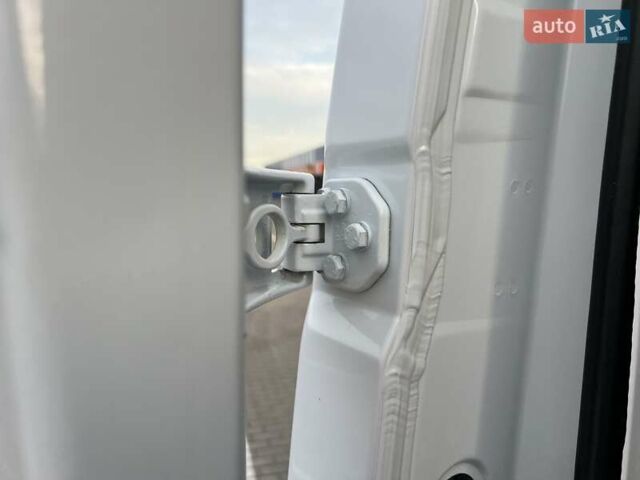 Белый Рено Мастер, объемом двигателя 2.3 л и пробегом 164 тыс. км за 19450 $, фото 56 на Automoto.ua
