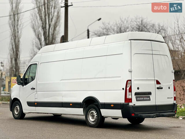 Белый Рено Мастер, объемом двигателя 2.3 л и пробегом 372 тыс. км за 18500 $, фото 5 на Automoto.ua