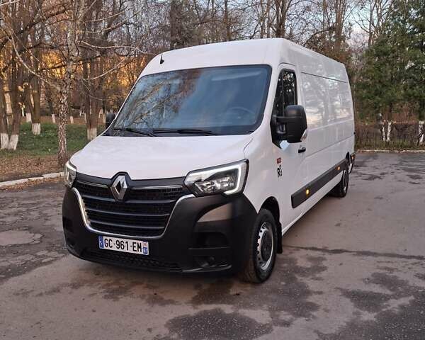 Белый Рено Мастер, объемом двигателя 2.3 л и пробегом 288 тыс. км за 19500 $, фото 3 на Automoto.ua