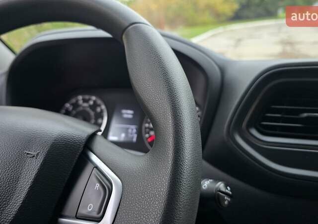 Белый Рено Мастер, объемом двигателя 2.3 л и пробегом 193 тыс. км за 21700 $, фото 16 на Automoto.ua