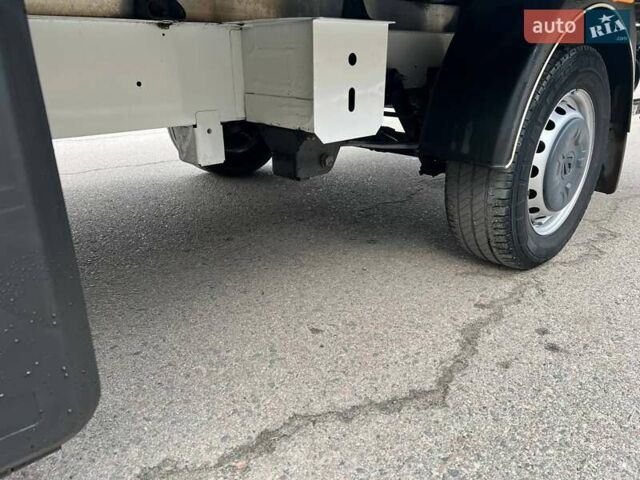 Белый Рено Мастер, объемом двигателя 2.3 л и пробегом 293 тыс. км за 24999 $, фото 28 на Automoto.ua