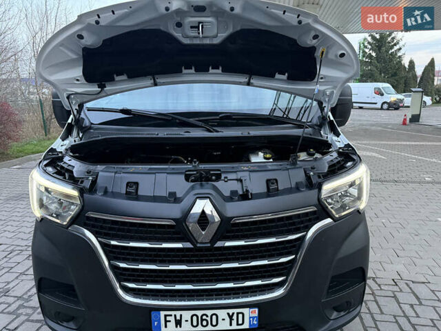 Белый Рено Мастер, объемом двигателя 0 л и пробегом 252 тыс. км за 18800 $, фото 80 на Automoto.ua