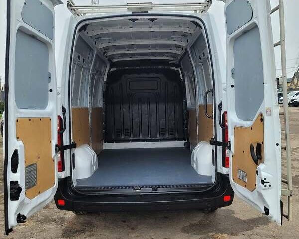 Белый Рено Мастер, объемом двигателя 2.3 л и пробегом 178 тыс. км за 20800 $, фото 59 на Automoto.ua