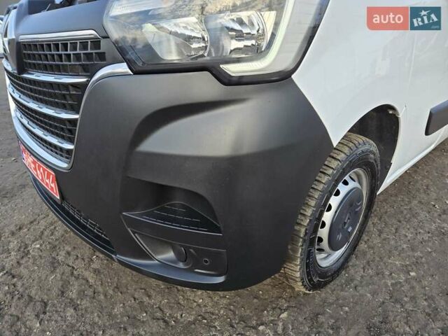 Белый Рено Мастер, объемом двигателя 2.3 л и пробегом 179 тыс. км за 18900 $, фото 43 на Automoto.ua