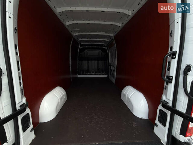 Белый Рено Мастер, объемом двигателя 2.3 л и пробегом 177 тыс. км за 20900 $, фото 33 на Automoto.ua