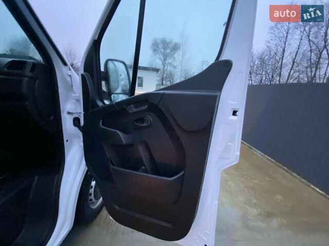 Білий Рено Мастєр, об'ємом двигуна 2.3 л та пробігом 181 тис. км за 21897 $, фото 47 на Automoto.ua