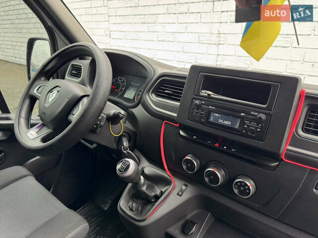 Белый Рено Мастер, объемом двигателя 2.3 л и пробегом 242 тыс. км за 21000 $, фото 29 на Automoto.ua