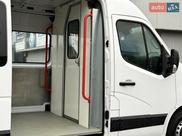 Білий Рено Мастєр, об'ємом двигуна 2.3 л та пробігом 201 тис. км за 17200 $, фото 19 на Automoto.ua