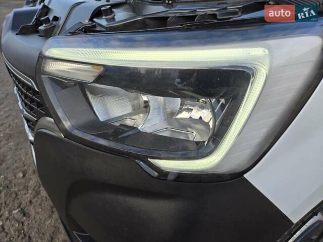 Белый Рено Мастер, объемом двигателя 2.3 л и пробегом 179 тыс. км за 18900 $, фото 45 на Automoto.ua