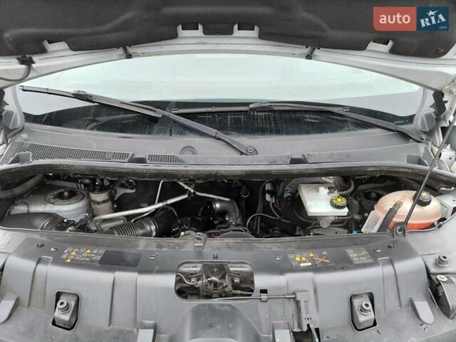 Белый Рено Мастер, объемом двигателя 2.3 л и пробегом 216 тыс. км за 20000 $, фото 9 на Automoto.ua