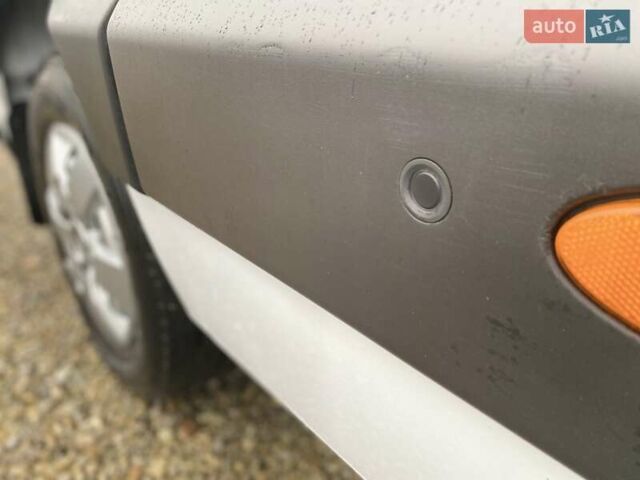 Білий Рено Мастєр, об'ємом двигуна 2.3 л та пробігом 168 тис. км за 18350 $, фото 24 на Automoto.ua