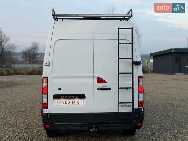 Белый Рено Мастер, объемом двигателя 2.3 л и пробегом 176 тыс. км за 21300 $, фото 6 на Automoto.ua