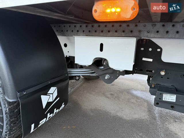 Білий Рено Мастєр, об'ємом двигуна 2.3 л та пробігом 233 тис. км за 27200 $, фото 21 на Automoto.ua