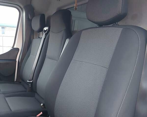 Білий Рено Мастєр, об'ємом двигуна 2.3 л та пробігом 257 тис. км за 17900 $, фото 20 на Automoto.ua