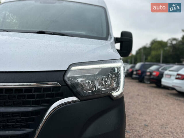 Білий Рено Мастєр, об'ємом двигуна 2.3 л та пробігом 204 тис. км за 22300 $, фото 3 на Automoto.ua