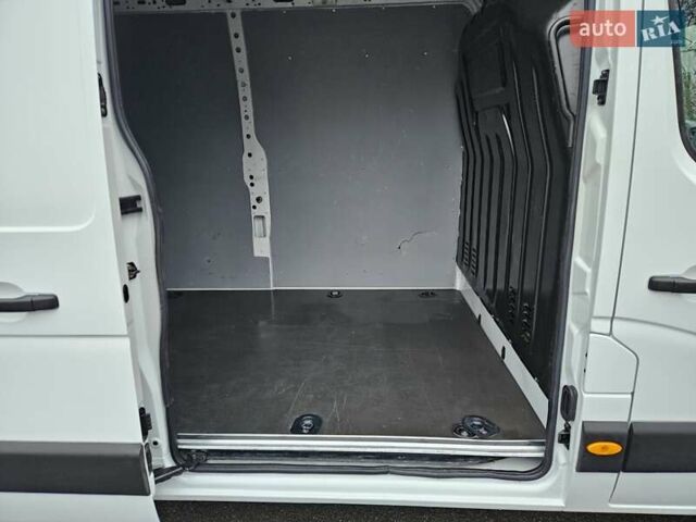 Білий Рено Мастєр, об'ємом двигуна 2.3 л та пробігом 217 тис. км за 18900 $, фото 56 на Automoto.ua