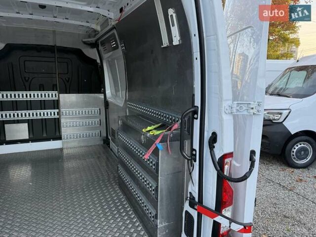 Білий Рено Мастєр, об'ємом двигуна 2.3 л та пробігом 205 тис. км за 20500 $, фото 49 на Automoto.ua