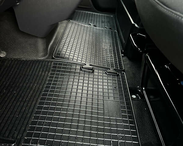 Білий Рено Мастєр, об'ємом двигуна 2.3 л та пробігом 171 тис. км за 18800 $, фото 31 на Automoto.ua