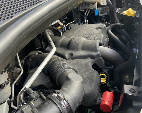 Белый Рено Мастер, объемом двигателя 2.3 л и пробегом 150 тыс. км за 21700 $, фото 35 на Automoto.ua