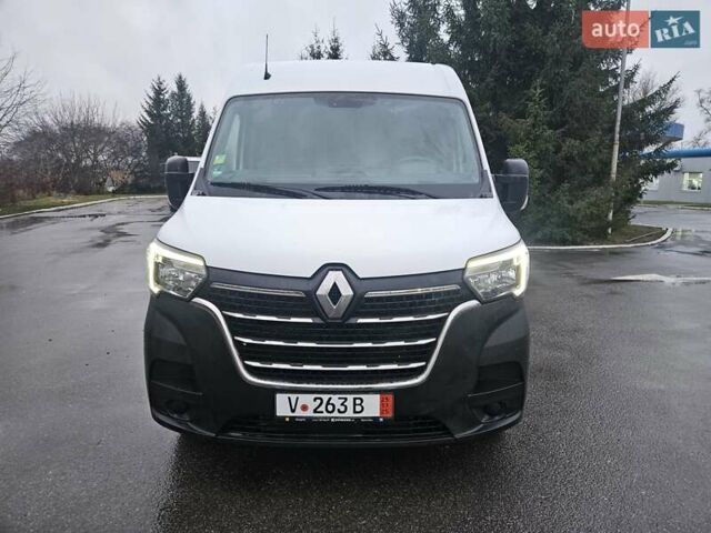 Белый Рено Мастер, объемом двигателя 2.3 л и пробегом 184 тыс. км за 18300 $, фото 5 на Automoto.ua