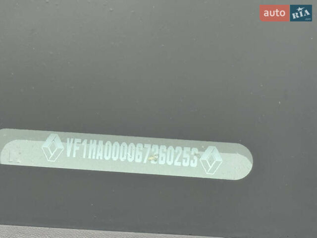 Белый Рено Мастер, объемом двигателя 2.3 л и пробегом 242 тыс. км за 21000 $, фото 9 на Automoto.ua