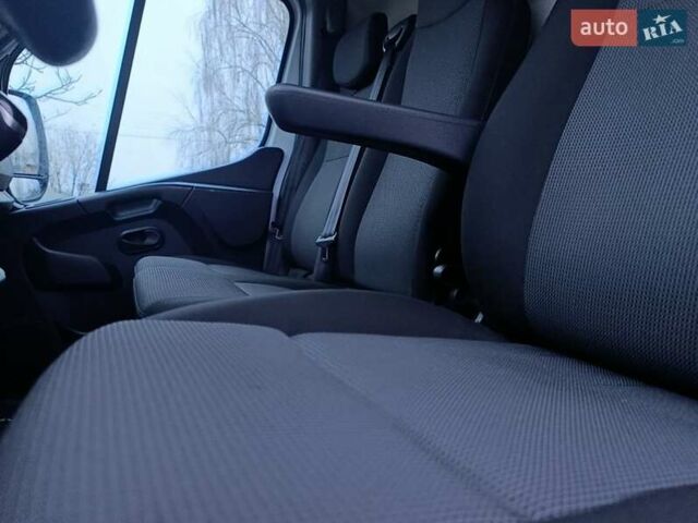 Білий Рено Мастєр, об'ємом двигуна 2.3 л та пробігом 181 тис. км за 21999 $, фото 46 на Automoto.ua