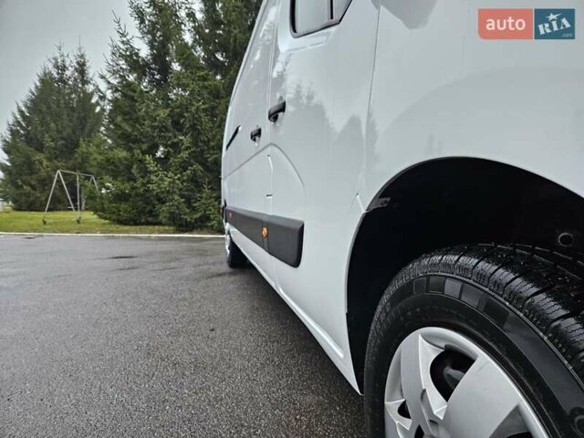 Білий Рено Мастєр, об'ємом двигуна 2.3 л та пробігом 217 тис. км за 18900 $, фото 20 на Automoto.ua