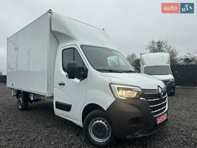 Белый Рено Мастер, объемом двигателя 2.3 л и пробегом 36 тыс. км за 25600 $, фото 4 на Automoto.ua