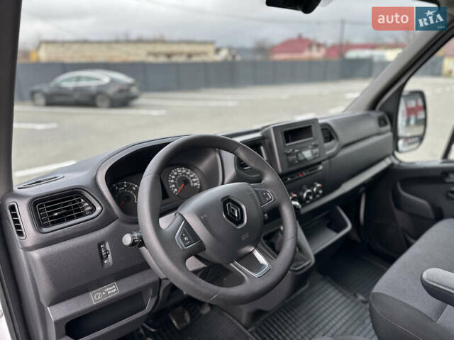 Белый Рено Мастер, объемом двигателя 2.3 л и пробегом 240 тыс. км за 18500 $, фото 45 на Automoto.ua