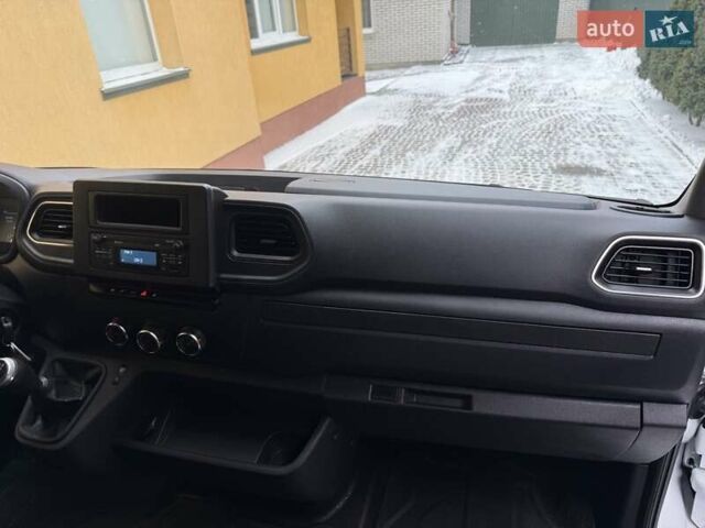 Білий Рено Мастєр, об'ємом двигуна 2.3 л та пробігом 209 тис. км за 18700 $, фото 57 на Automoto.ua