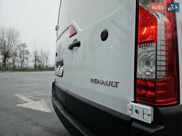 Білий Рено Мастєр, об'ємом двигуна 2.3 л та пробігом 217 тис. км за 18900 $, фото 31 на Automoto.ua