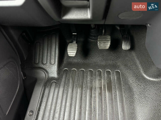 Білий Рено Мастєр, об'ємом двигуна 2.3 л та пробігом 267 тис. км за 21500 $, фото 76 на Automoto.ua